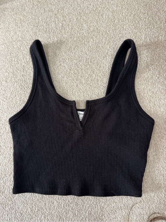 Garage Tops - Garage Black Ribbed V-Notch Crop Tank Top
